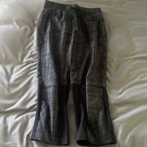 KYODAN black/grey capris size XS